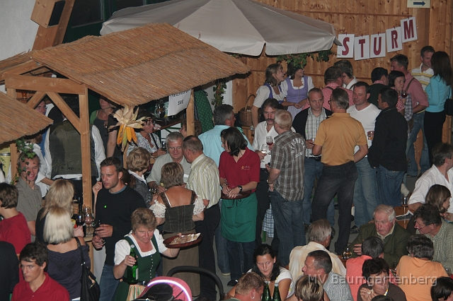 20090926_weinheuriger_012.JPG - Weinheuriger 2009